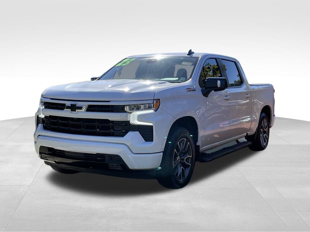 Used 2023 Chevrolet Silverado 1500 RST AWD/4WD image 2