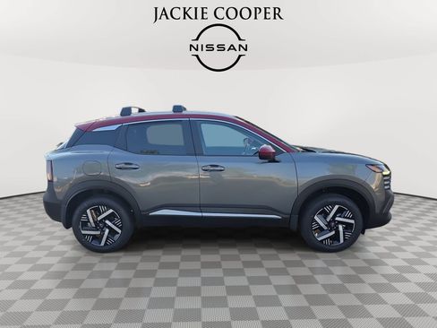 New 2027 Nissan Kicks SV w/ SV Premium Package FWD image 4