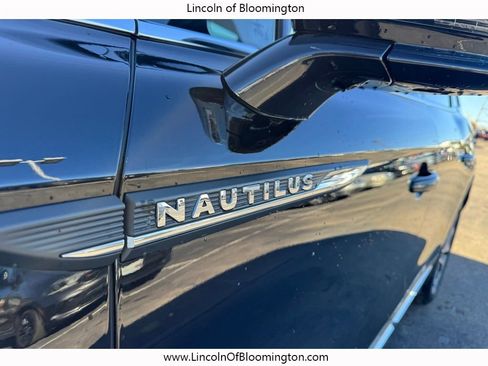 Certified 2022 Lincoln Nautilus Reserve w/ Equipment Group 201A image 16