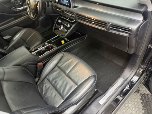 Used 2022 Lincoln Corsair AWD w/ Premium Package image 43