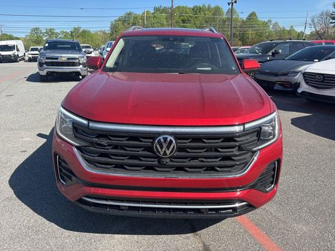 Used 2024 Volkswagen Atlas SEL Premium R-Line image 9