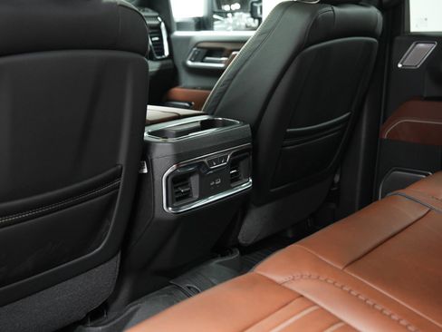 New 2026 GMC Sierra 3500 Denali Ultimate image 22