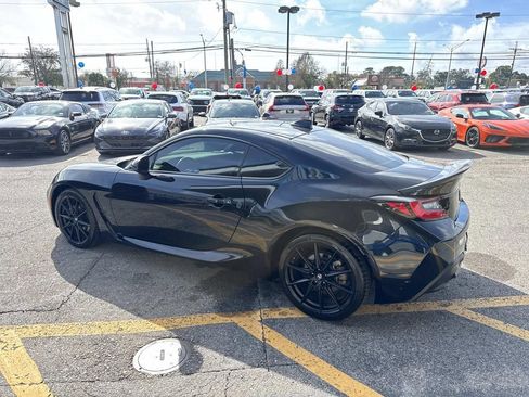 Used 2023 Toyota GR86 Premium image 6