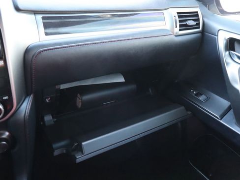 Used 2022 Lexus GX 460 Luxury w/ Off Road Package image 38