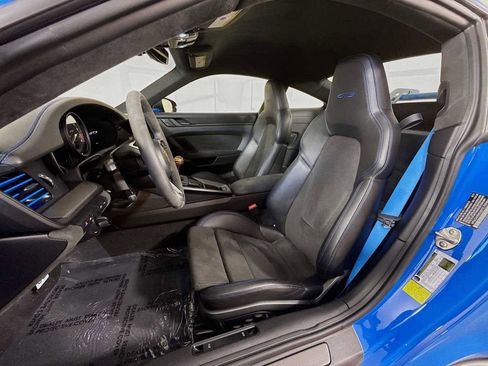 Used 2022 Porsche 911 GT3 image 5