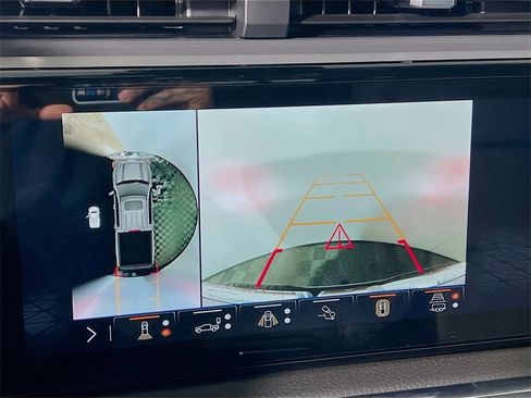 Used 2025 GMC Sierra 1500 Denali w/ Denali Reserve Package image 13