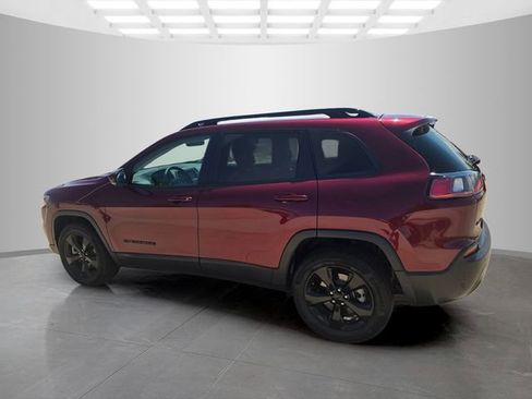 Used 2019 Jeep Cherokee Latitude Plus AWD/4WD image 6