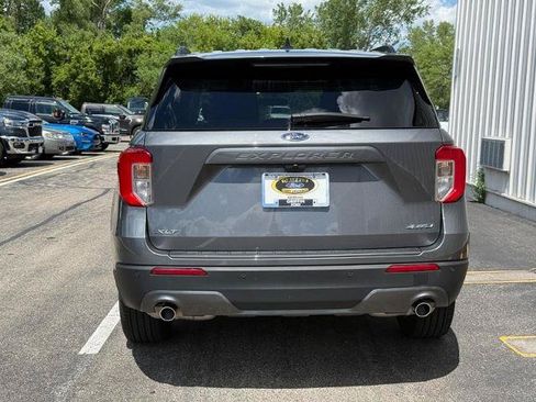 Certified 2024 Ford Explorer XLT w/ Equipment Group 202A AWD/4WD image 5