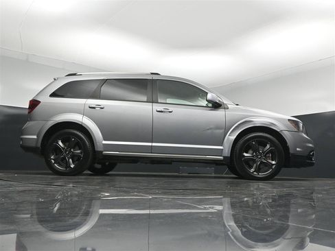 Used 2020 Dodge Journey Crossroad FWD image 31