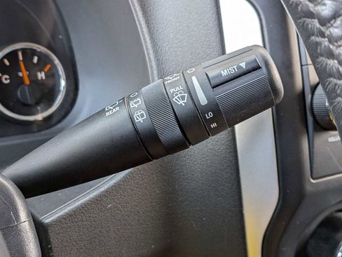 Used 2017 Jeep Compass High Altitude FWD image 26
