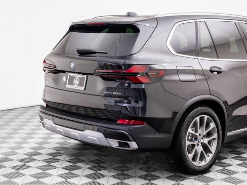 Certified 2026 BMW X5 xDrive50e w/ Executive Package AWD/4WD image 32
