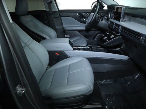 Used 2022 Lincoln Corsair AWD w/ Equipment Group 101A image 32