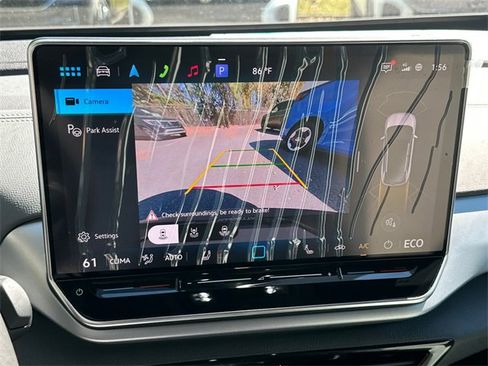 New 2025 Volkswagen ID.4 Pro image 30