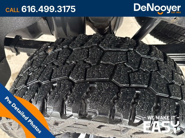Used 2020 Chevrolet Silverado 2500 High Country w/ LPO, Dark Essentials Package AWD/4WD image 3