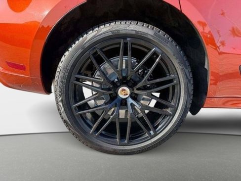 Used 2022 Porsche Macan GTS w/ Sport Chrono Package AWD/4WD image 20