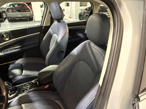 Used 2023 MINI Cooper Countryman S w/ Signature Upholstery Package image 19