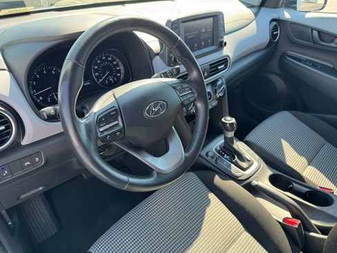 Used 2021 Hyundai Kona SEL FWD image 15