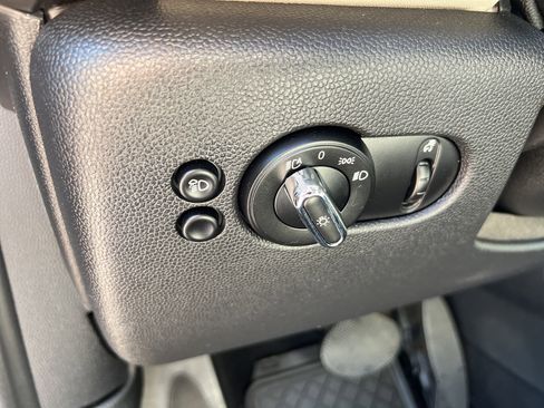 Used 2022 MINI Cooper S image 37