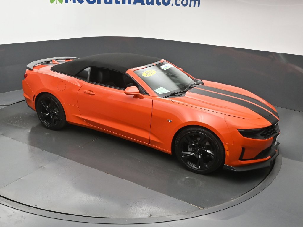 Used 2021 Chevrolet Camaro LT RWD image 3