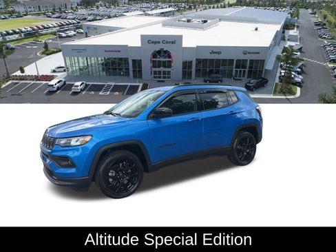Certified 2026 Jeep Compass Latitude AWD/4WD image 4