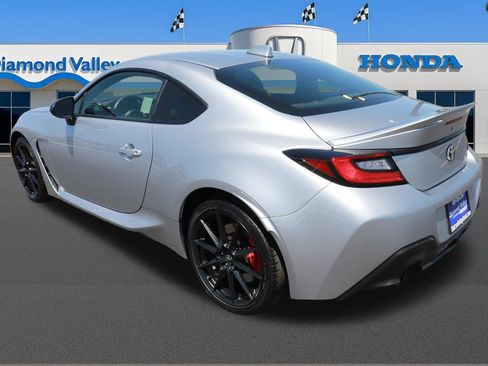 Used 2025 Toyota GR86 Premium w/ Performance Package RWD image 4