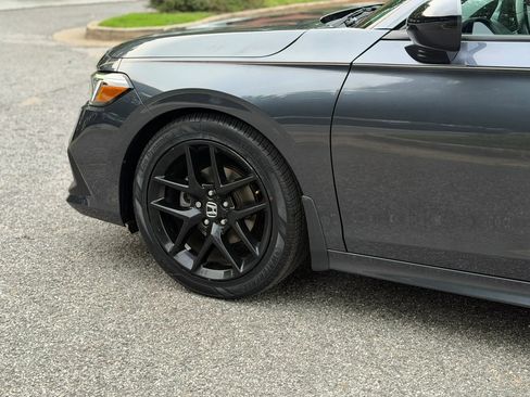 Used 2023 Honda Civic Sport image 36