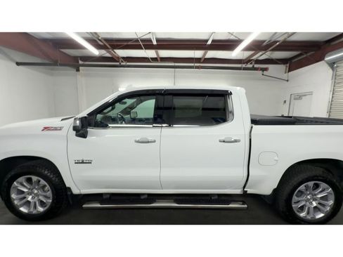 Used 2022 Chevrolet Silverado 1500 LTZ w/ LTZ Premium Texas Edition AWD/4WD image 5