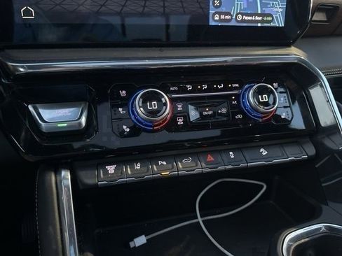 Certified 2024 GMC Sierra 2500 Denali Ultimate image 54