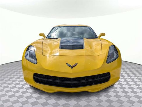 Used 2019 Chevrolet Corvette Stingray Coupe w/ Carbon Flash Badge Package image 9