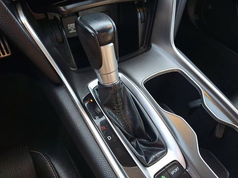 Used 2022 Honda Accord Sport image 15