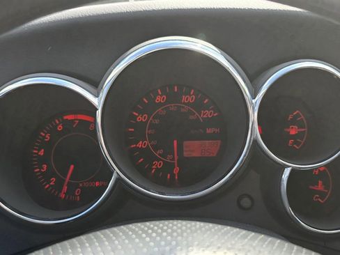 Used 2003 Pontiac Vibe Base w/ Power Group Value Package image 20