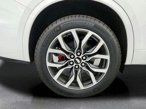 New 2025 Cadillac XT6 Sport w/ LPO, Floor Liner Package image 13