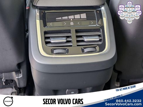 Used 2023 Volvo XC60 B5 Ultimate AWD/4WD image 17