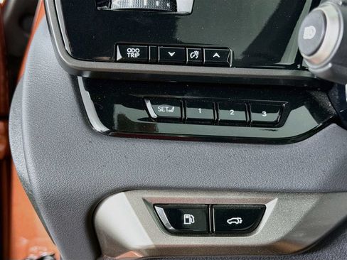 Used 2023 Lexus RX 350 w/ Accessory Package (2T) AWD/4WD image 15