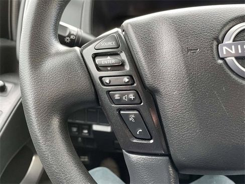 Used 2022 Nissan Frontier SV image 24