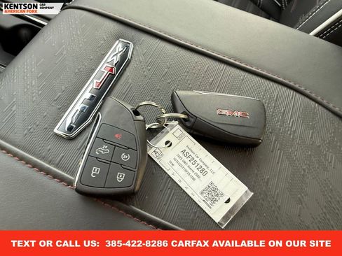 Used 2025 GMC Sierra 2500 AT4X image 46