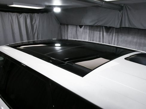 Used 2024 Land Rover Range Rover Sport Dynamic SE image 86