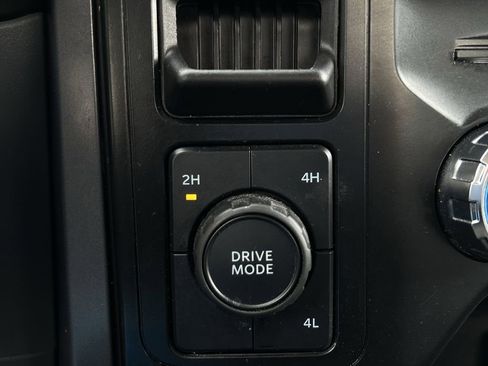 Used 2024 Ford F150 XLT AWD/4WD image 21