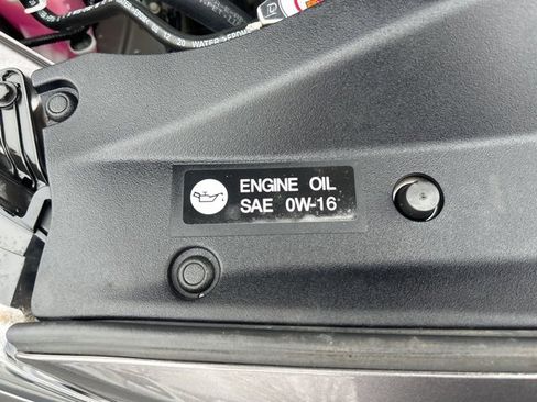 Used 2022 Toyota Camry SE image 12