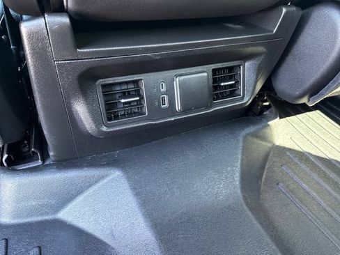 Used 2024 GMC Sierra 1500 SLT AWD/4WD image 16