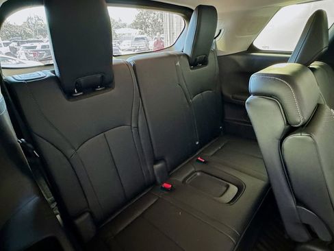 Used 2026 INFINITI QX60 Luxe w/ Cargo Package FWD image 29