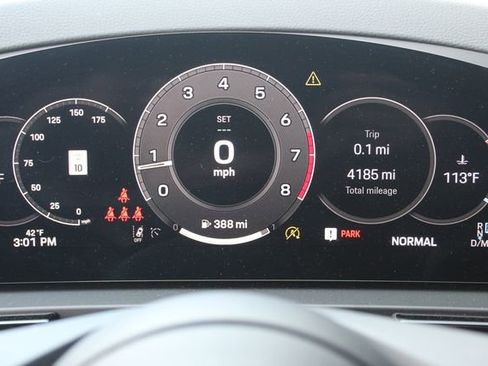 Certified 2025 Porsche Cayenne image 20