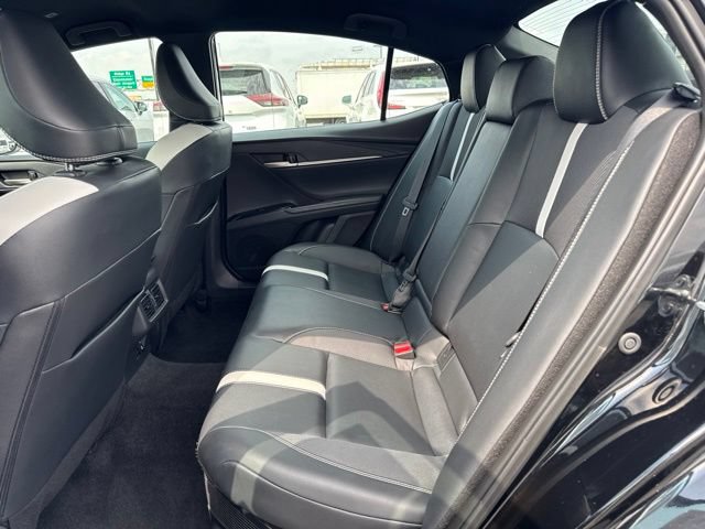 Used 2025 Toyota Camry SE FWD image 20