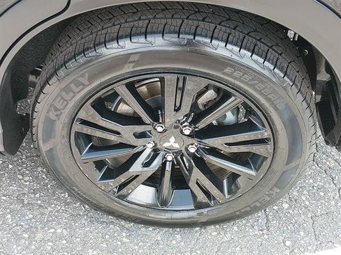 Used 2023 Mitsubishi Eclipse Cross LE AWD/4WD image 13