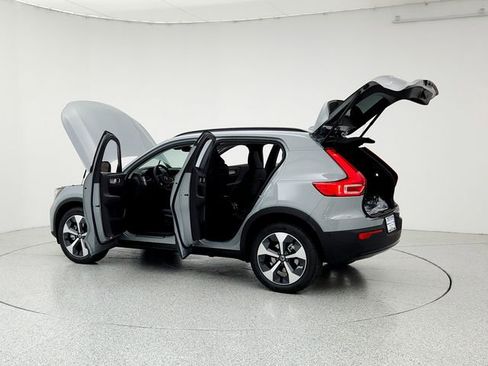 New 2026 Volvo XC40 B5 Plus w/ Protection Package Premier image 12