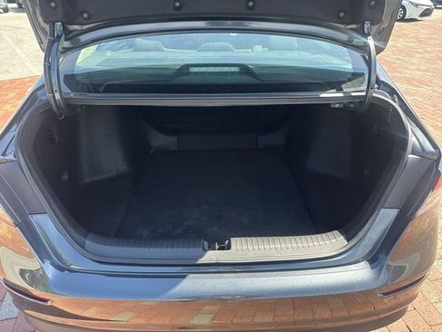Certified 2023 Honda Accord LX image 28