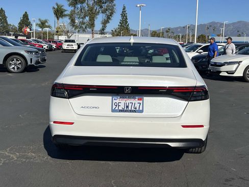 Certified 2023 Honda Accord EX image 23