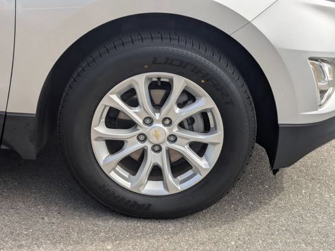 Used 2020 Chevrolet Equinox LS FWD image 11