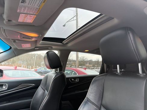 Used 2016 INFINITI QX60 AWD w/ Premium Plus Package image 16