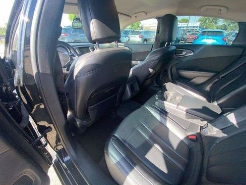 Used 2015 Chrysler 200 Limited w/ Convenience Group FWD image 25